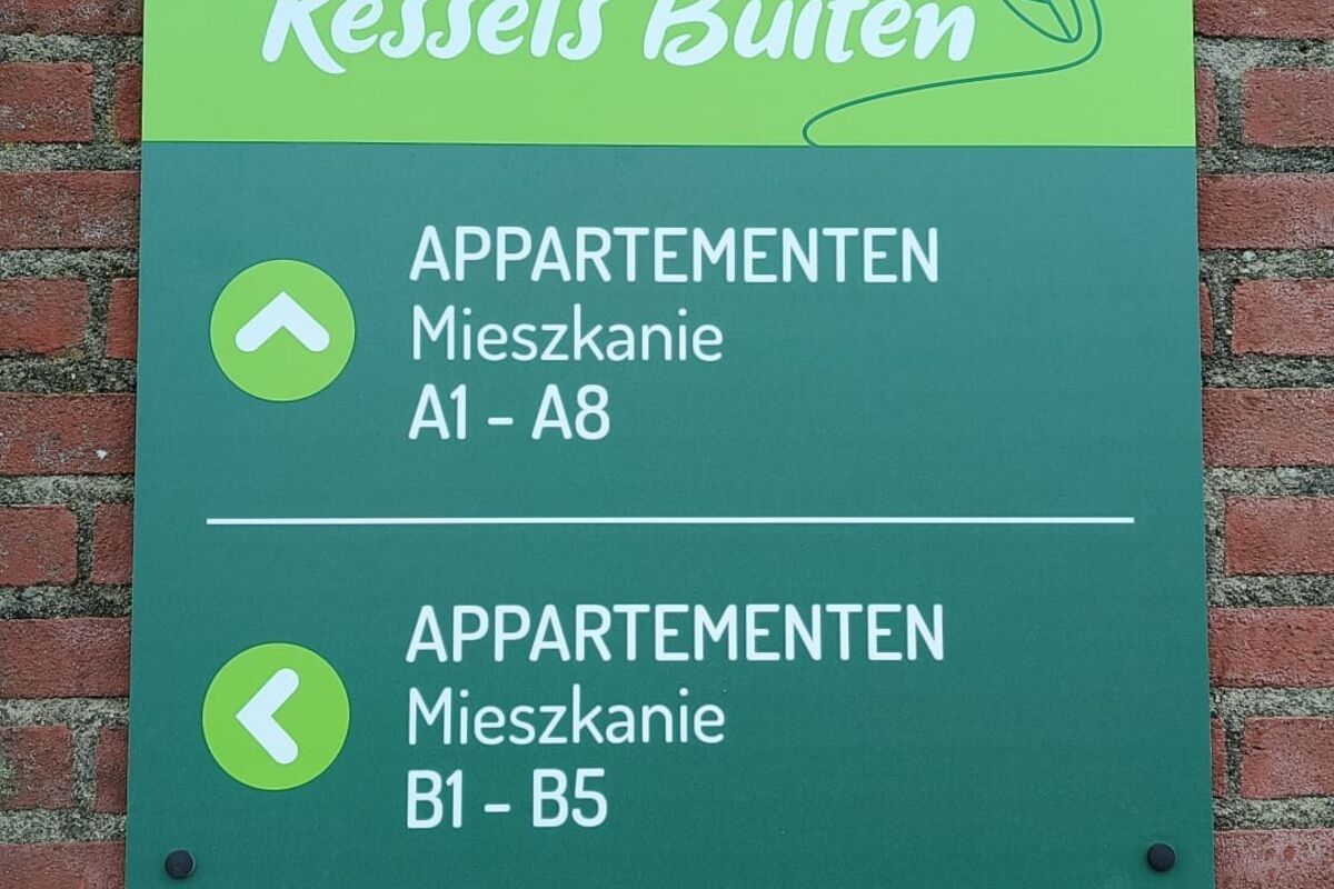 bewegwijzering-bord-gevel-a